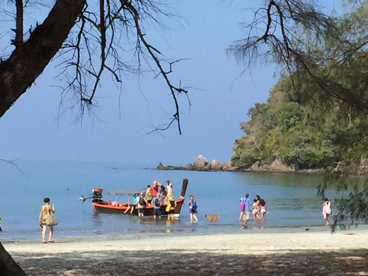 Hotel La Ong Lay Koh Phayam Exterior foto