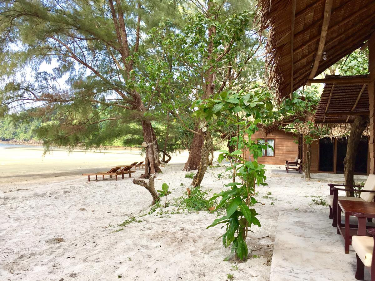 Hotel La Ong Lay Koh Phayam Exterior foto
