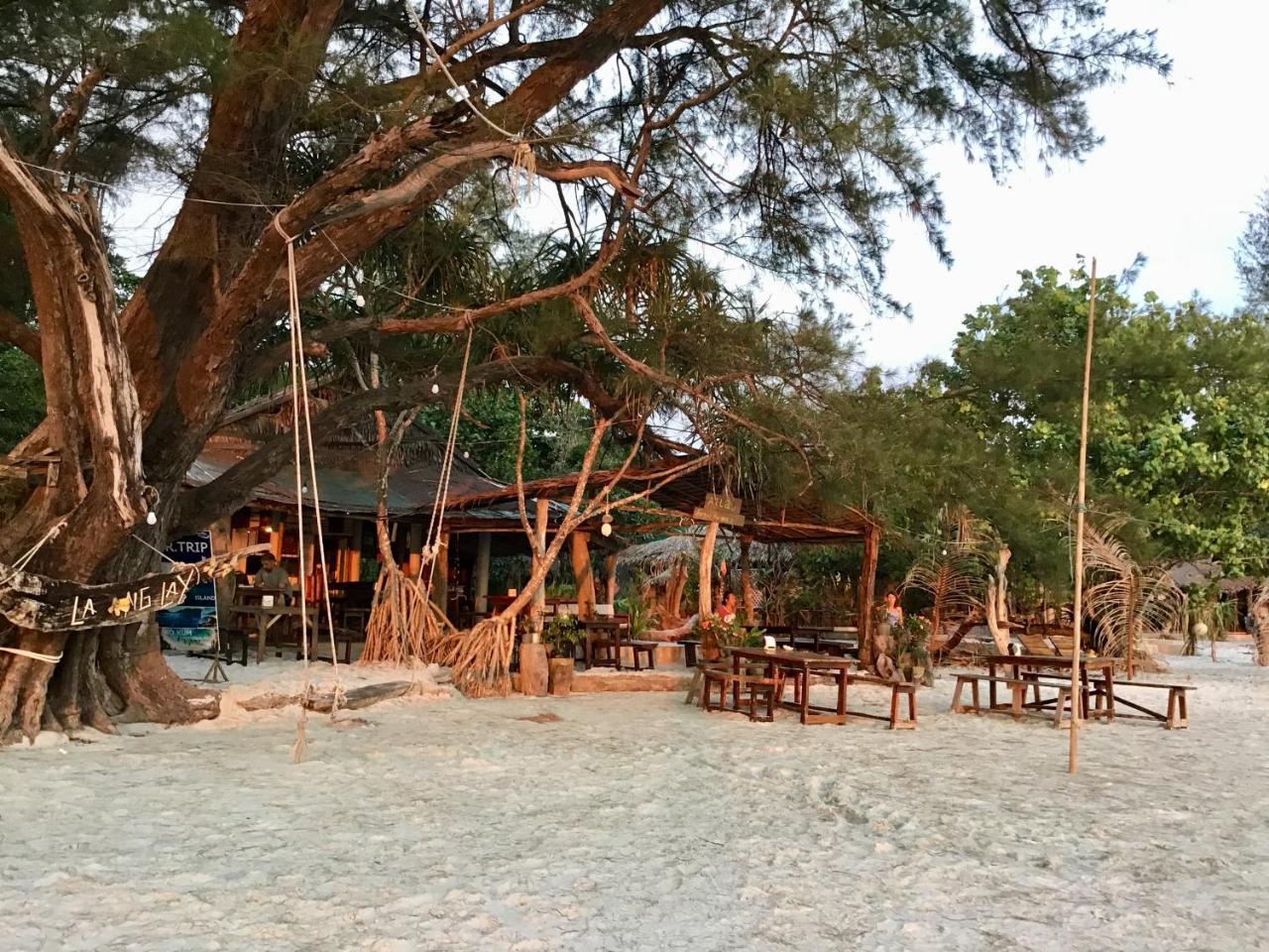 Hotel La Ong Lay Koh Phayam Exterior foto