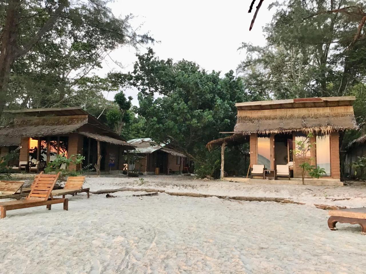 Hotel La Ong Lay Koh Phayam Exterior foto