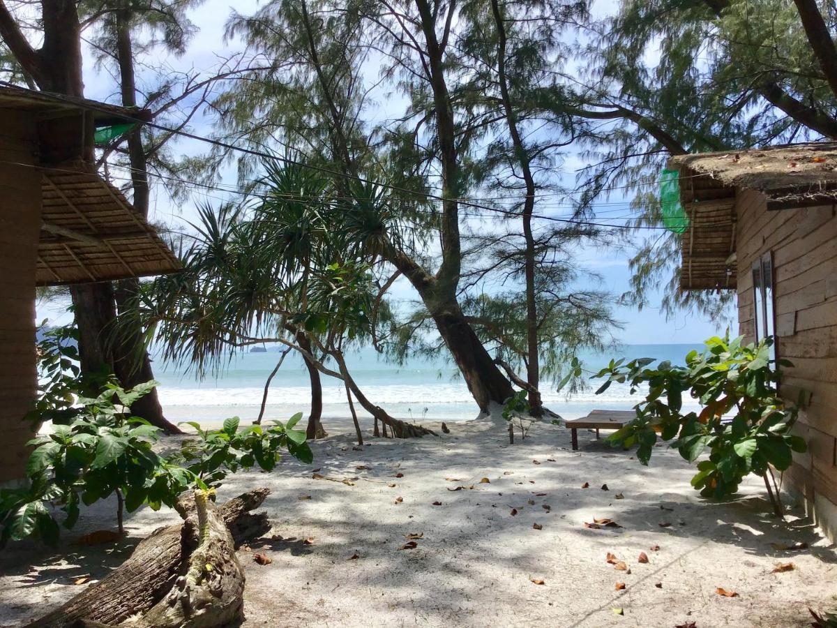 Hotel La Ong Lay Koh Phayam Exterior foto